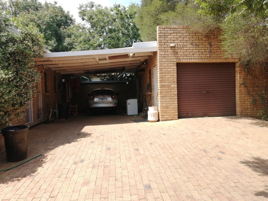 4 Bedroom Property for Sale in Wilkoppies North West